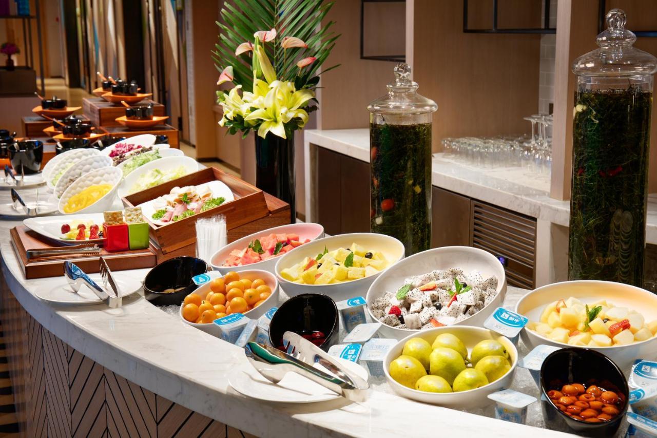 Holiday Inn Shanghai Dishui Lake By Ihg Nanhui Exterior photo