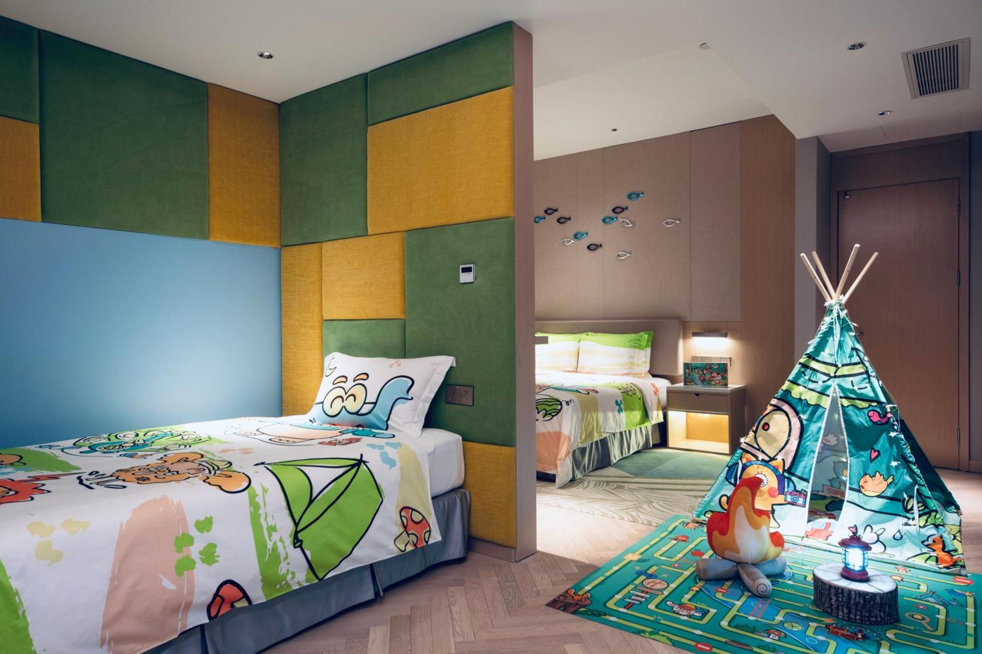 Holiday Inn Shanghai Dishui Lake By Ihg Nanhui Exterior photo